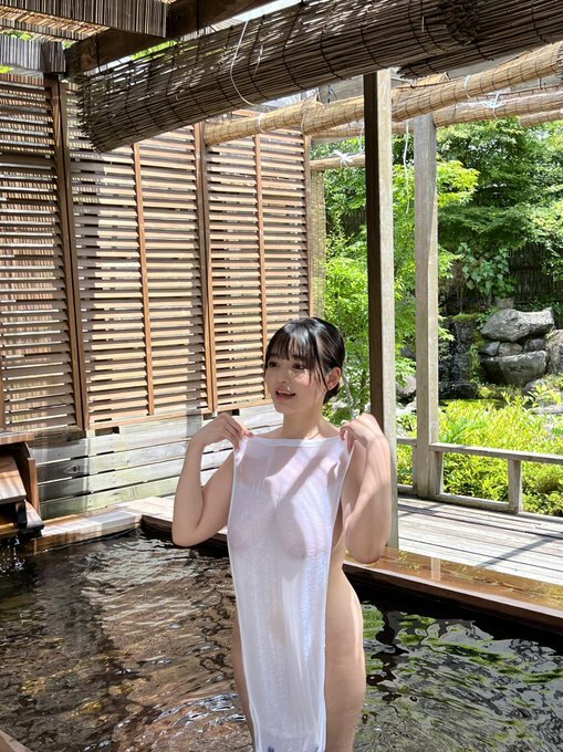110公分O罩杯 巨乳妹《戀渕桃奈》棄鐵飯碗,下海拍AV