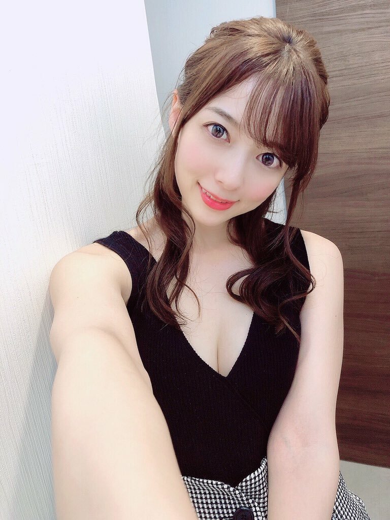 頂級騎乘位《岬奈奈美》治癒系暗黑女優 重大更新！