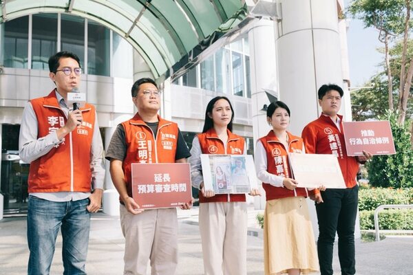 基進挺掃黑 以政見取代金錢成為選舉關鍵字