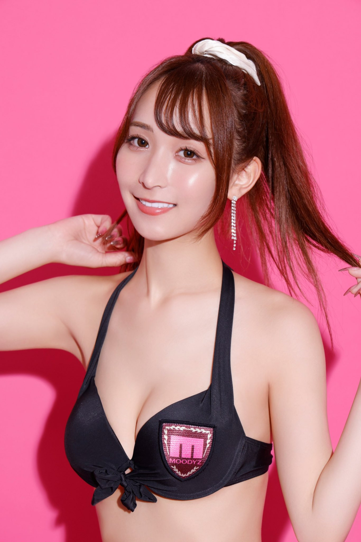 一心惠里香|現役大學生轉戰AV,新人中H罩杯最強代表