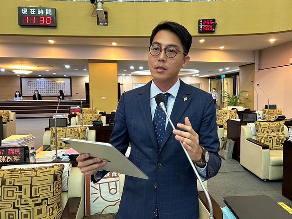 市議員李宗霖要求環保局擴大劃設空氣品質維護區 守護學童、居民與通勤族健康