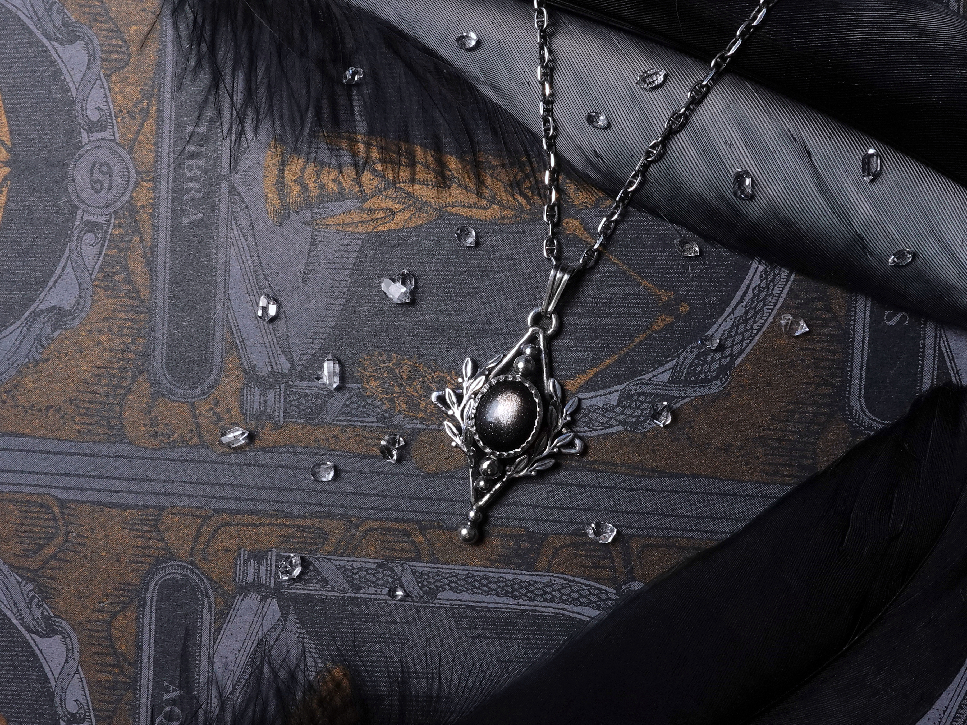 星冠紋章。黑太陽純銀墜