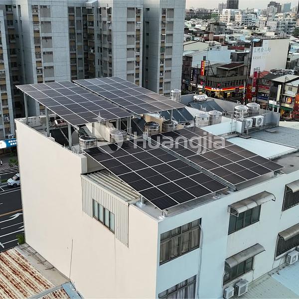 台南南區 (劉宅)、(黃宅)：18Kwp、18Kwp