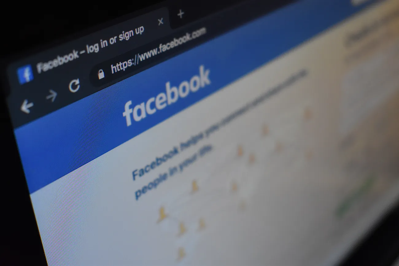 從 FB fanpage 下載的 JSON 檔如何正確 parse