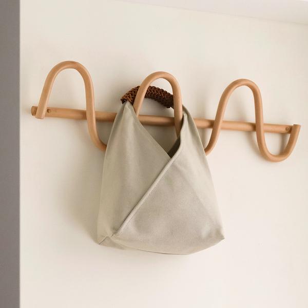 浪衣架 Wave Coat Rack