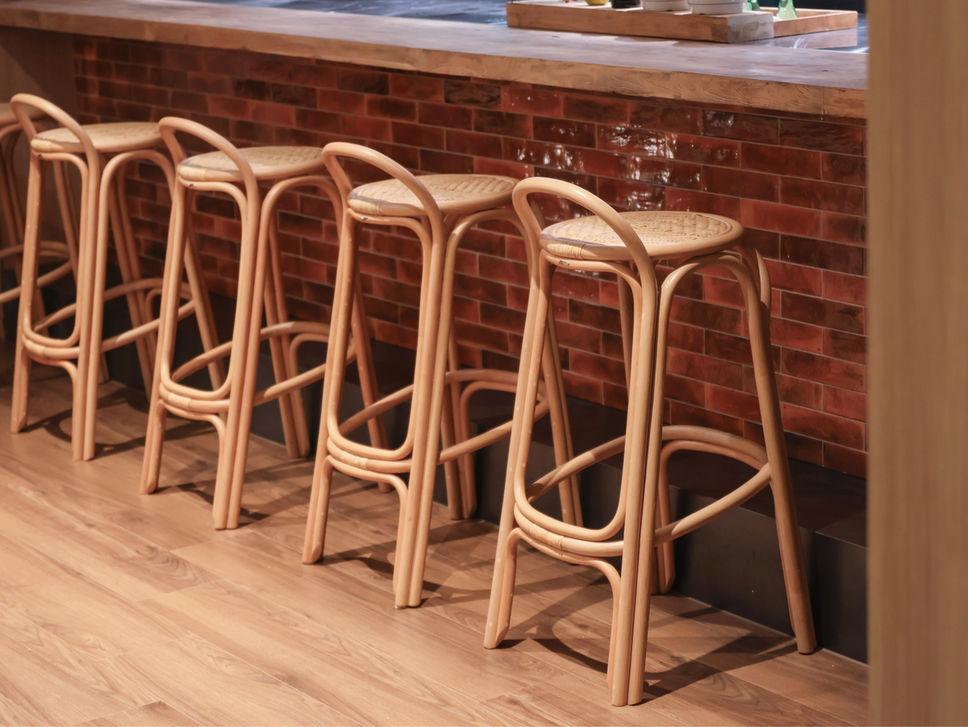 山嶼吧台椅 Island Bar Stool
