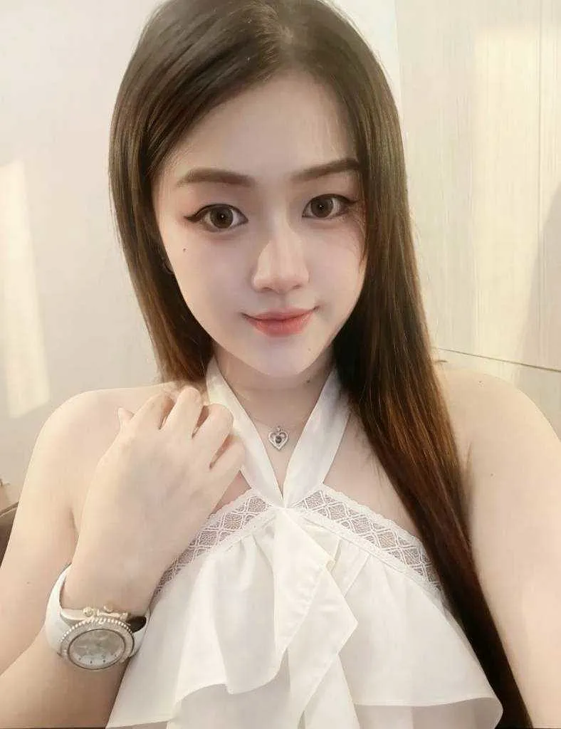 六月