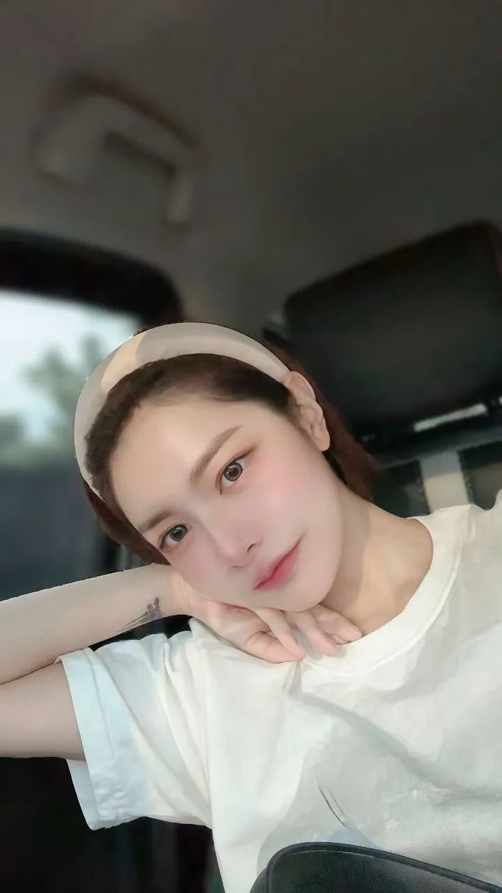 李赫拉