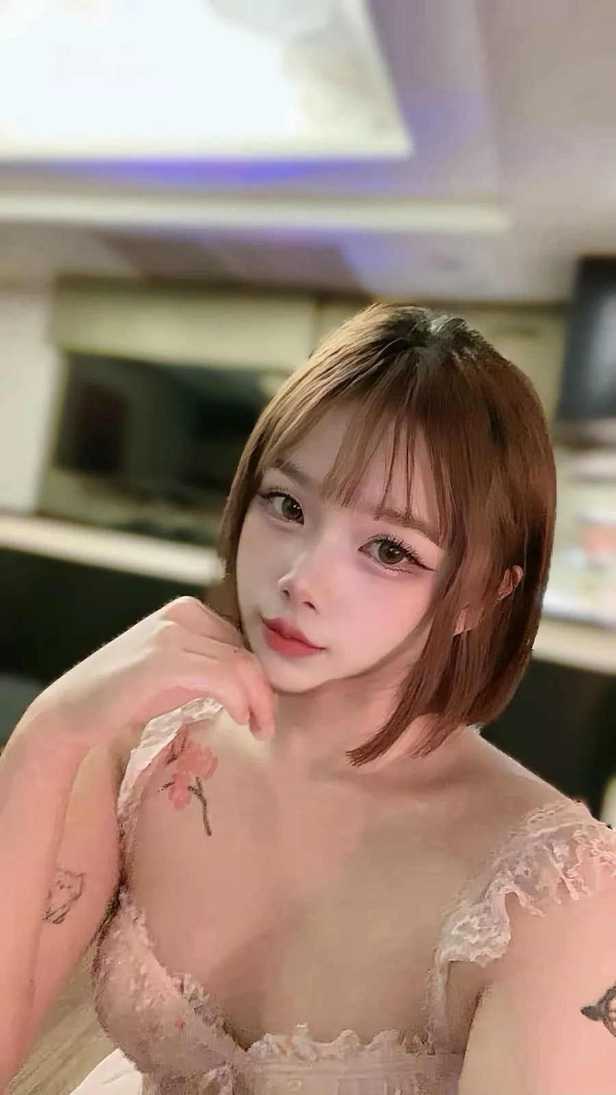 萌萌.