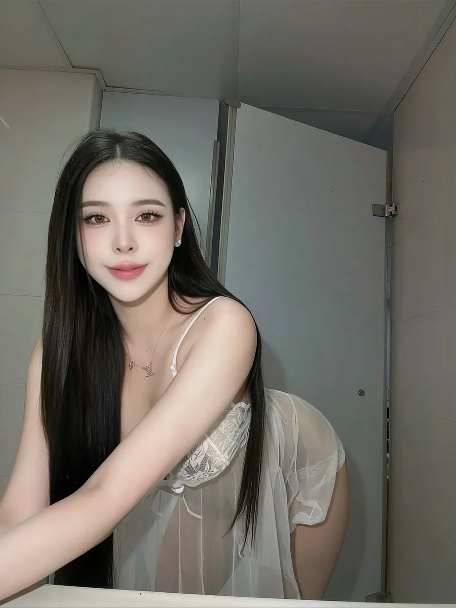 申有娜