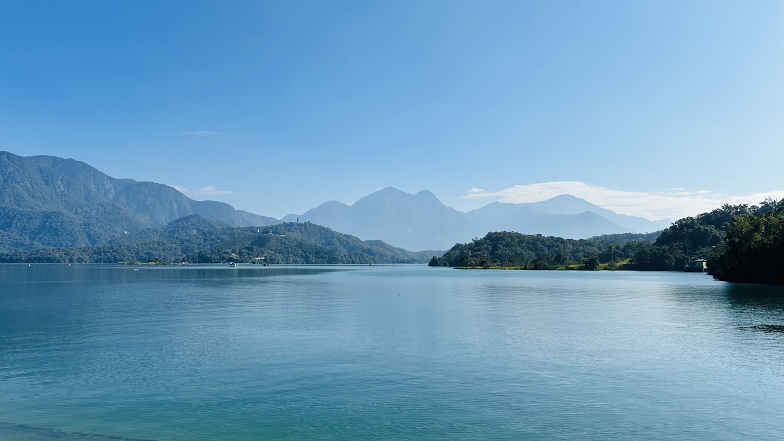 日月潭湖景
