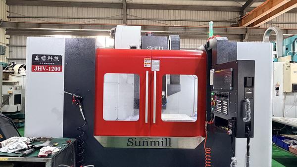 CNC 立式加工中心機(晶禧科技JHV-1200)