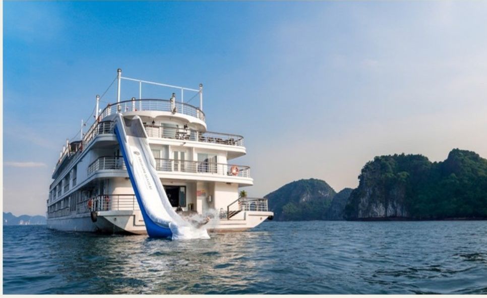 蘭夏灣國賓號水上villa遊輪