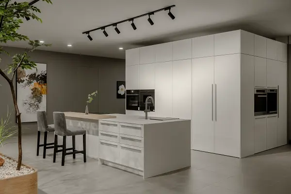 蕃茄廚具展示間：純白收納