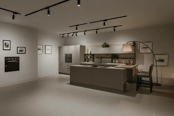 蕃茄廚具展示間：灰調島廚