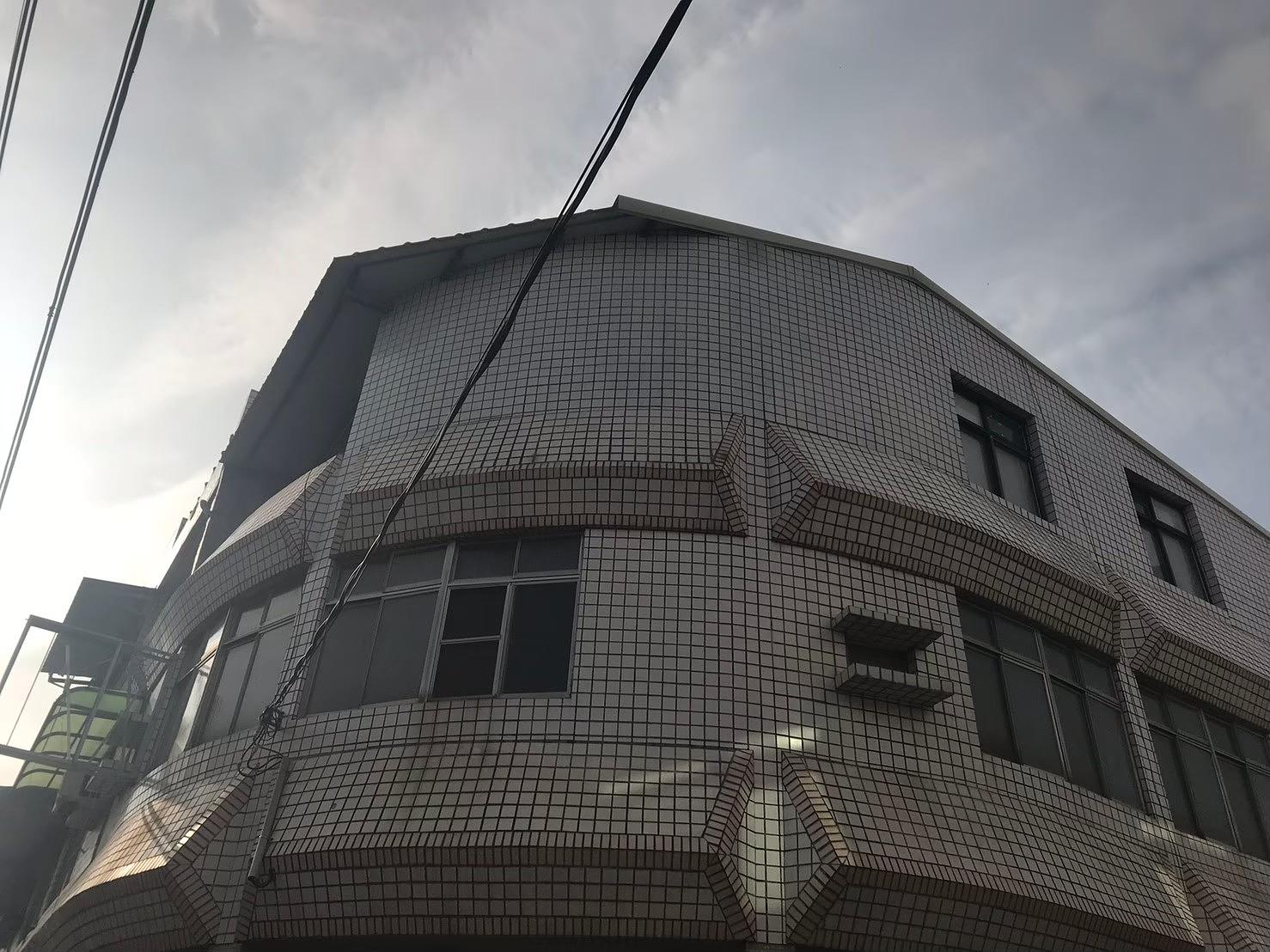 阿蓮　轉角透天增建翻新 翻修前